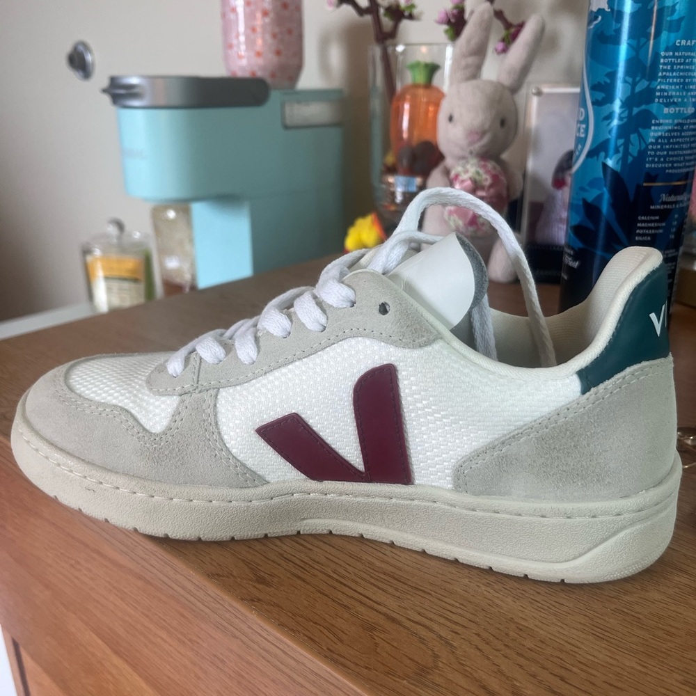 Veja V10